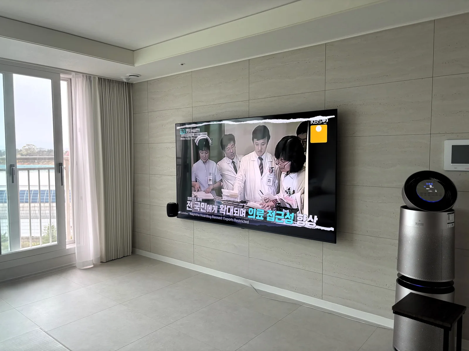수원 광교동 벽걸이TV 설치 시공 사진