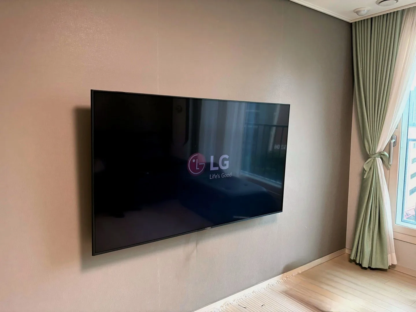 광명 소하동 벽걸이TV 설치 시공 사진