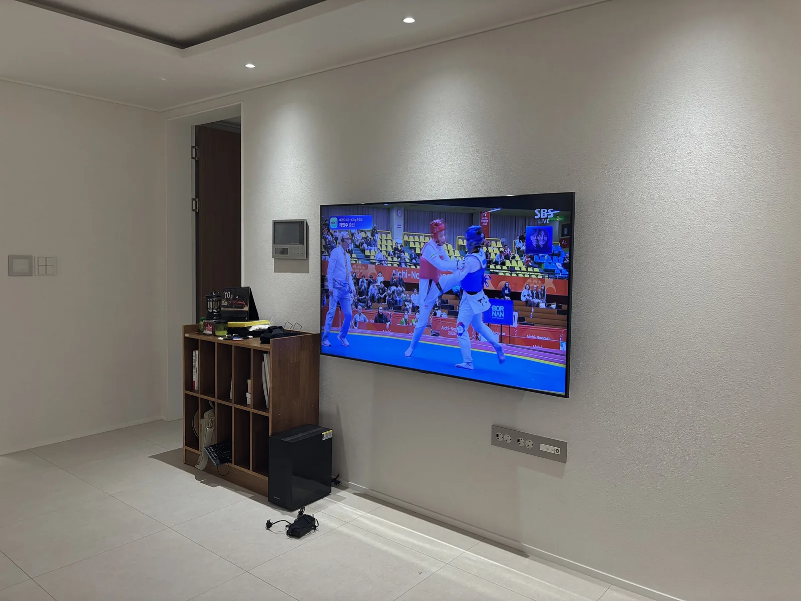 부자TV 벽걸이TV 시공 사진 — 촬영 현장 성남 도촌동 동분당파크뷰 — 타공 · 삼성 75인치